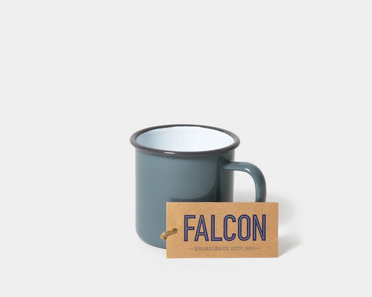 Falcon emaille kop in de klassieke kleur pigeon grey. 