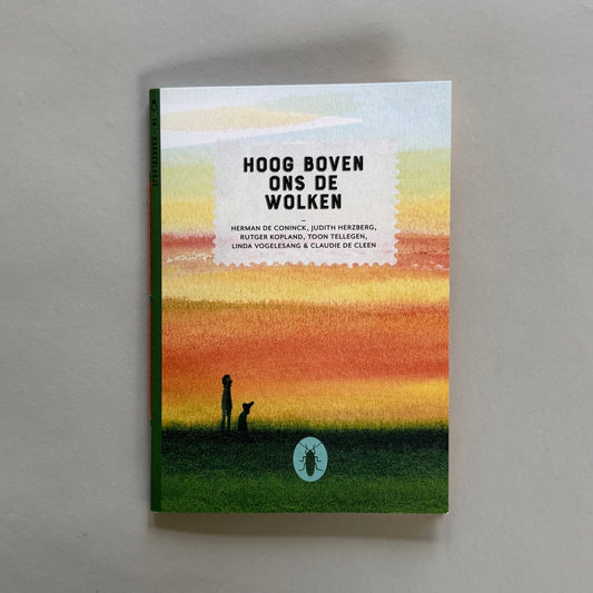Hoog boven ons de wolken